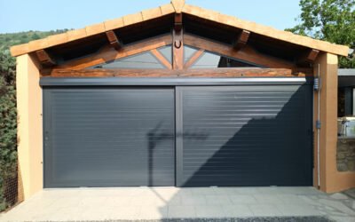 Porte de garage et menuiseries sur mesure à Privas
